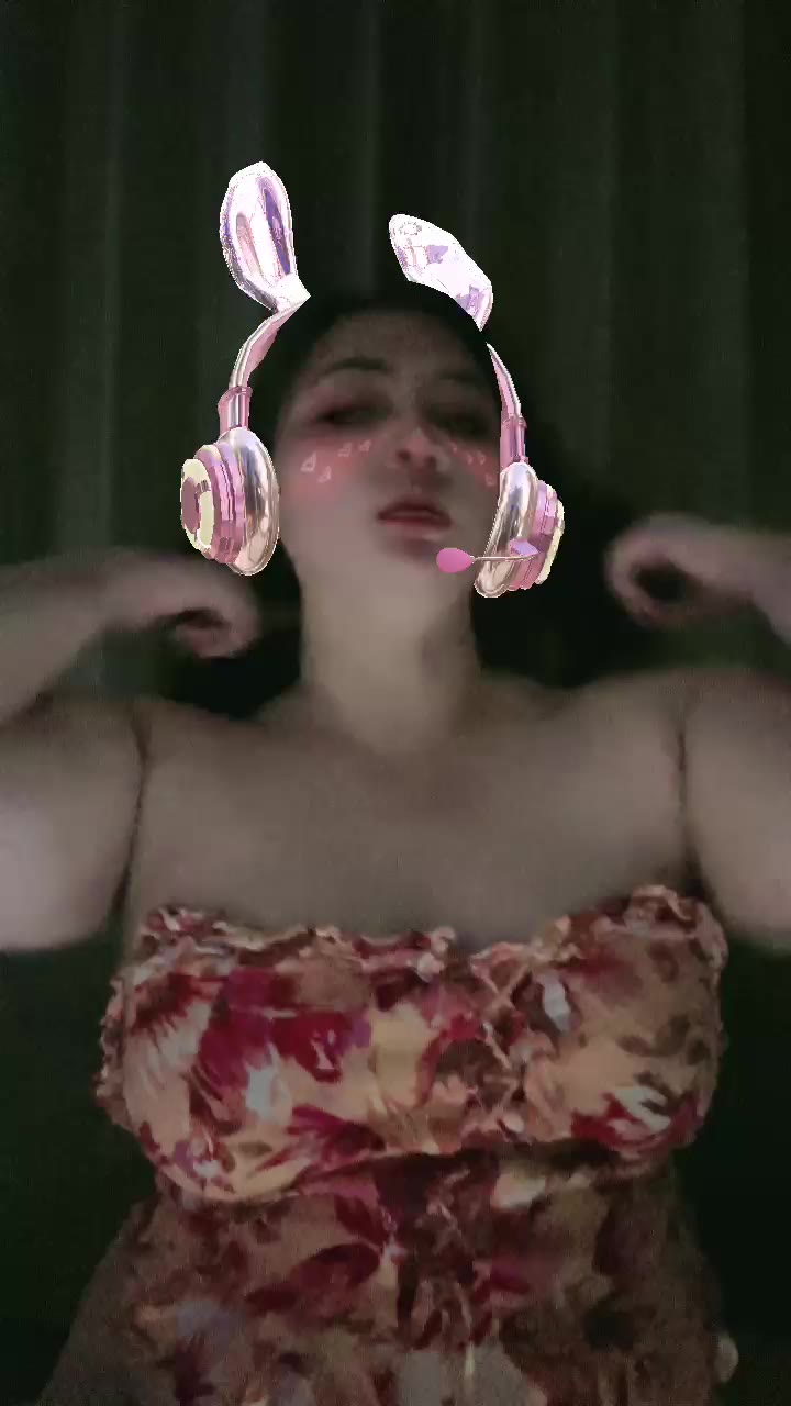 Kirra Semok Malam Gini Enaknya Remas Susu Beb Mango