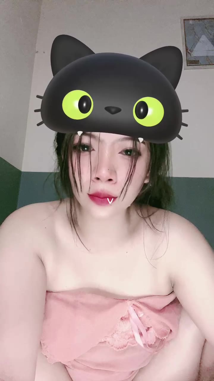 Shella Omek Dua Jari Lanjut Pake Dildo Goyang Mango